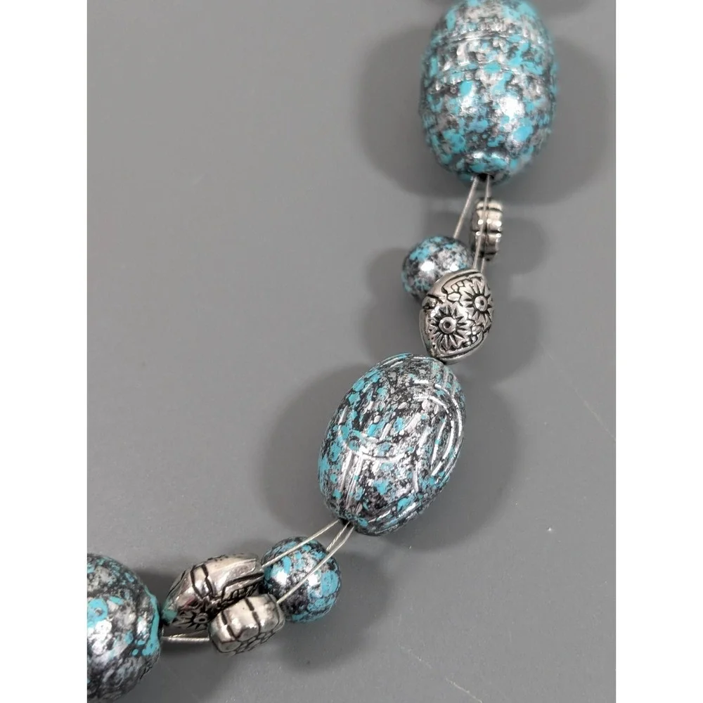 Retro Western Faux Patina Blue Silver tone Carved Style Bead Chunky Necklace 20